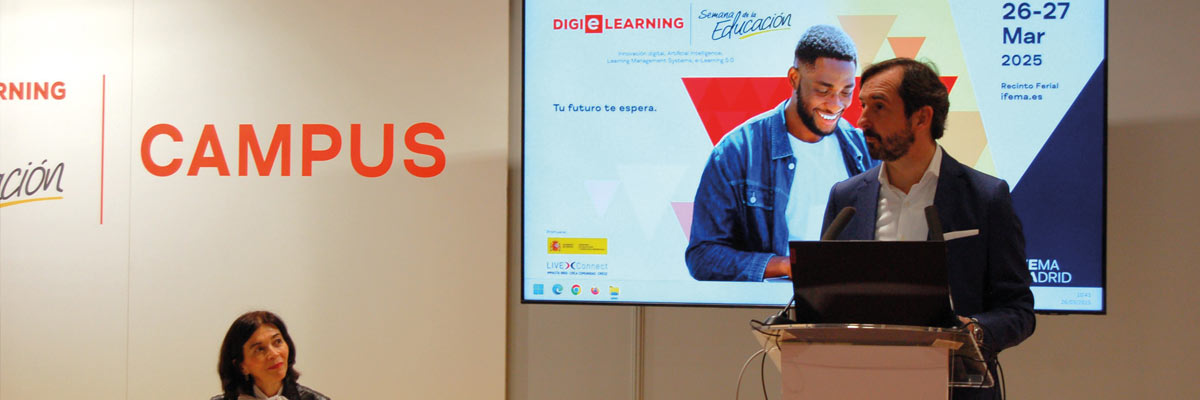 Ponente Arturo de las Heras en Digi Elearning IFEMA presentando innovación y soluciones de e-learning.