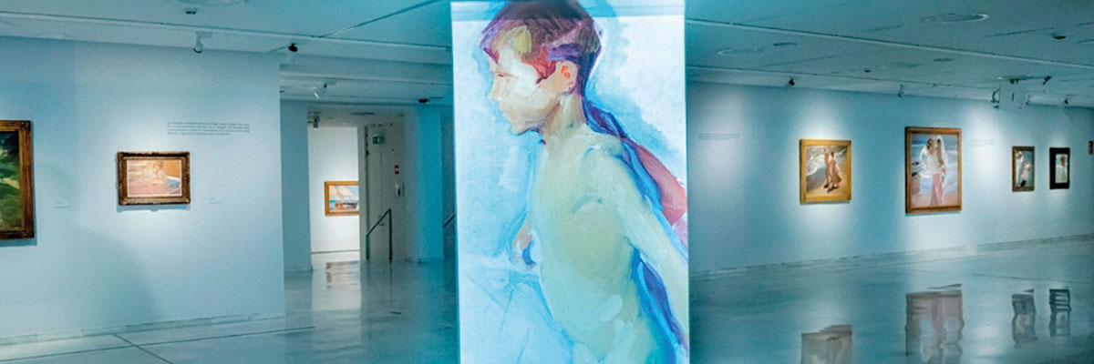exposición "En el mar de Sorolla" con pinturas de Sorolla y textos de Manuel Vicent.