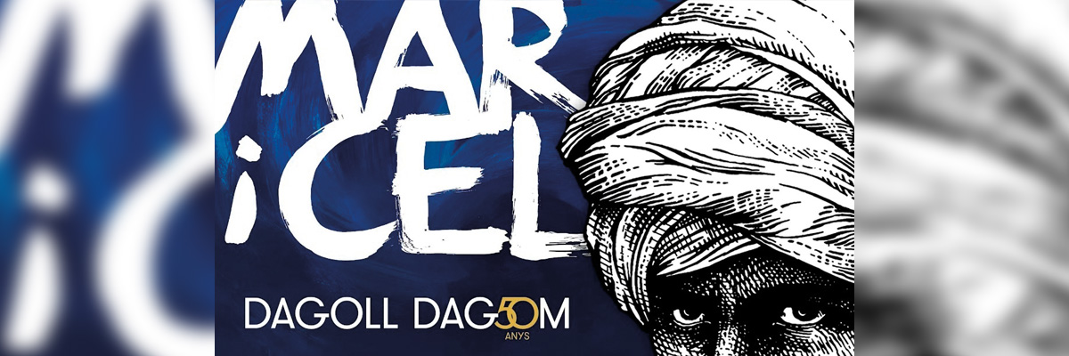 Cartel artístico con el texto “Mar i Cel” sobre fondo azul y dibujo en blanco de rostro con turbante.