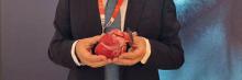 Javier Cabo presentando el proyecto de corazón biomecánico